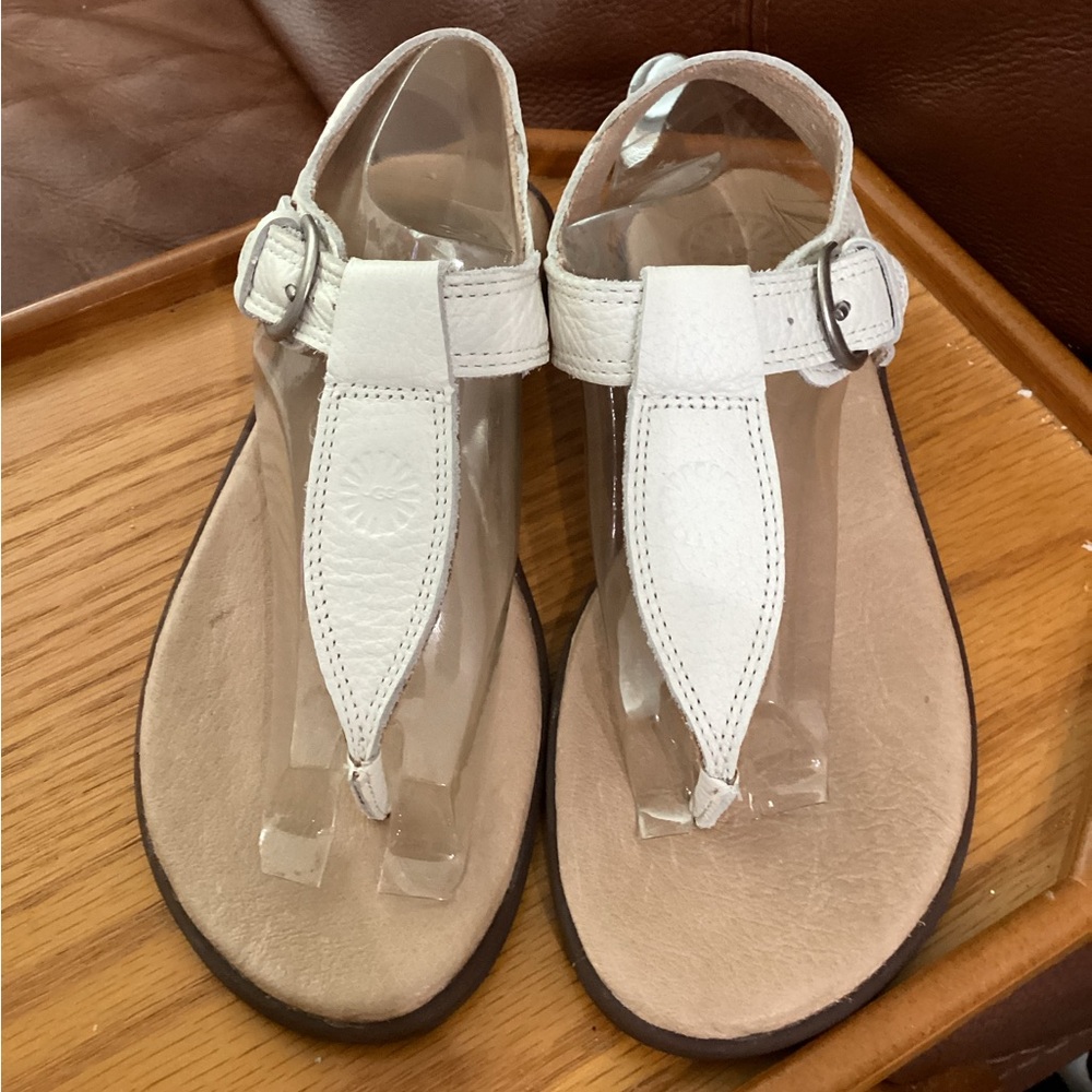New Girls UGG Jannell Leather Sandals Off White